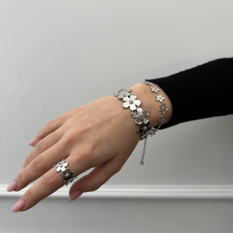 Sistie 2ND- stålarmbånd Camellia