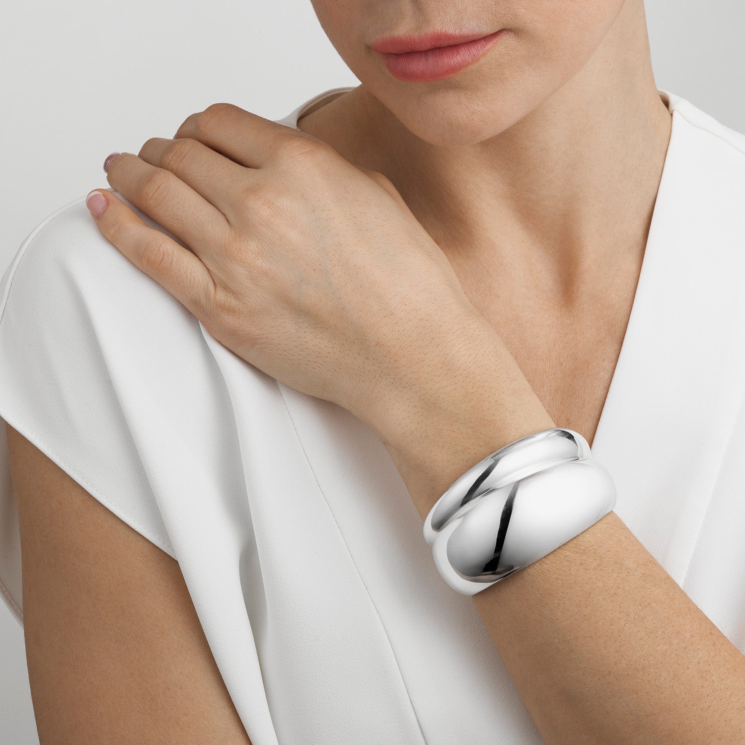 Curve Armring Medium I Sølv - Sct. Mathias Ure & Guld